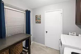 8031 Berkely Ct, Baytown, TX 77521 - Photo 23
