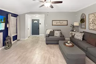 8031 Berkely Ct, Baytown, TX 77521 - Photo 5
