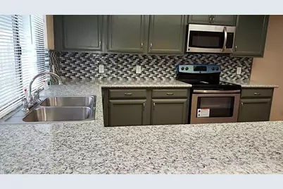 15311 Camino Del Sol Drive, Houston, TX 77083 - Photo 11