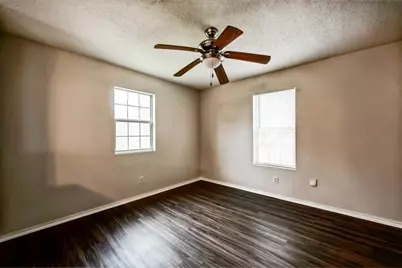 124 Menke Street, Sealy, TX 77474 - Photo 15