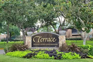 10555 Turtlewood Ct, Houston, TX 77072 - Photo 1