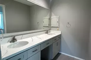 913 Willowbriar Ln, Deer Park, TX 77536 - Photo 11