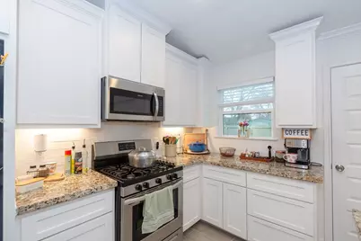 505 18th Avenue N, Texas City, TX 77590 - Photo 5