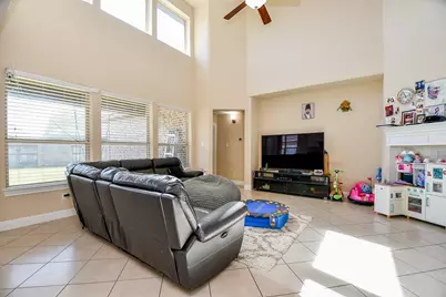 2446 Flowering Brook Lane, Sugar Land, TX 77479 - Photo 9