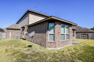 2446 Flowering Brook Ln, Sugar Land, TX 77479 - Photo 27