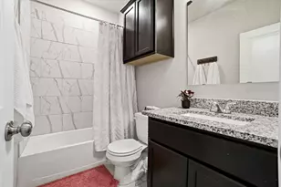 1318 Kingsgate Dr, Bryan, TX 77807 - Photo 19