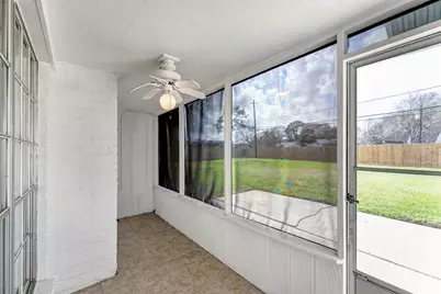 7230 Pella Drive, Houston, TX 77036 - Photo 9