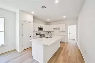 12827 Hannah Spgs Ln, Magnolia, TX 77354 - Photo 5