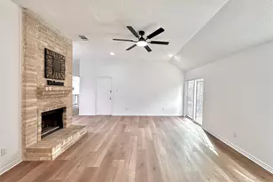 16411 Gold Ridge Ln, Houston, TX 77053 - Photo 3