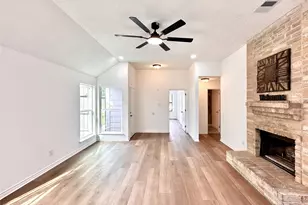16411 Gold Ridge Ln, Houston, TX 77053 - Photo 5