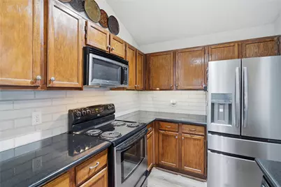 16719 Fallen Leaf Way, Houston, TX 77058 - Photo 11