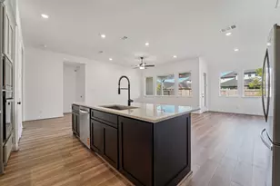 13136 Soaring Frst Dr, Conroe, TX 77302 - Photo 11