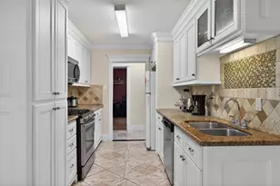 1313 Plymouth St, Pasadena, TX 77502 - Photo 9