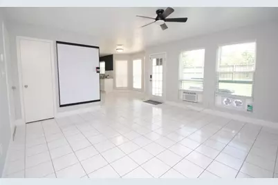 2542 Chestnut Mills Road, Houston, TX 77067 - Photo 15