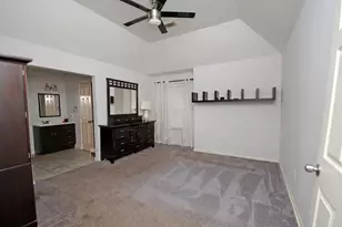 2542 Chestnut Mills Rd, Houston, TX 77067 - Photo 7