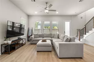 4001 Baja Ln, Houston, TX 77045 - Photo 11