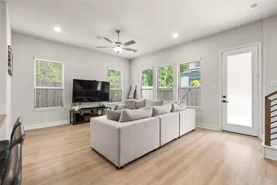 4001 Baja Lane, Houston, TX 77045 - Photo 9