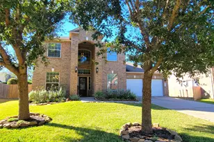 1835 Pembrook Cir, Conroe, TX 77301 - Photo 1