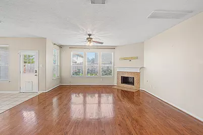 7527 Trail Hollow, Missouri City, TX 77459 - Photo 9