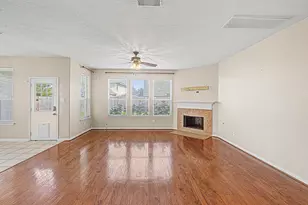 7527 Trail Hollow, Missouri City, TX 77459 - Photo 9