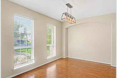 7527 Trail Hollow, Missouri City, TX 77459 - Photo 5