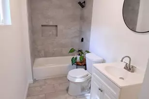 6011 Belmark St, Houston, TX 77033 - Photo 9