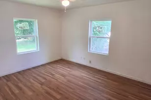 6011 Belmark St, Houston, TX 77033 - Photo 11