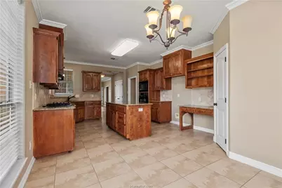1904 Debbie Drive, Bryan, TX 77802 - Photo 13