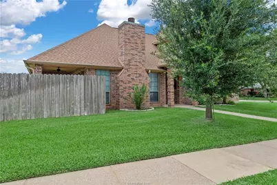 1904 Debbie Drive, Bryan, TX 77802 - Photo 33