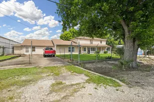 2420 Karbach St, Houston, TX 77092 - Photo 3
