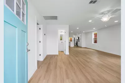 3619 Avenue S, Galveston, TX 77550 - Photo 11