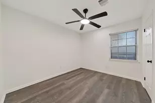 4119 Ebbtide Dr, Houston, TX 77045 - Photo 31