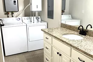 2955 Cushen St, Garwood, TX 77442 - Photo 5