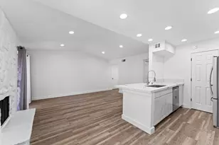 17331 Red Oak Dr, Houston, TX 77090 - Photo 9