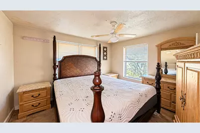 6820 Utah Street #B, Houston, TX 77091 - Photo 9