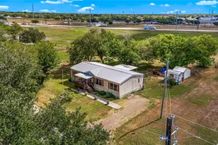 410 Nelson Ave, Victoria, TX 77901 - Photo 15