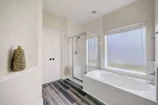 4615 Russett Ln, Sugar Land, TX 77479 - Photo 17