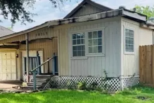 10514 Norton Dr, Houston, TX 77043 - Photo 3