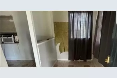 10514 Norton Drive, Houston, TX 77043 - Photo 5