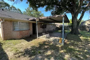 6010 Hoover St, Houston, TX 77092 - Photo 23