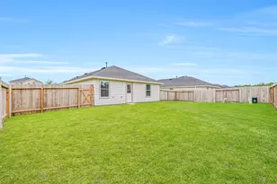 1015 Bluegill Dr, Alvin, TX 77511 - Photo 23