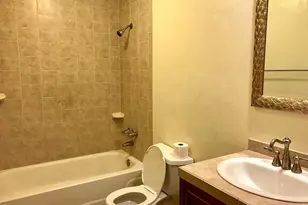 2118 Endicott Ln, Sugar Land, TX 77478 - Photo 13