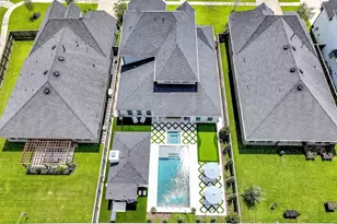 1919 Silver Point Ct, Friendswood, TX 77546 - Photo 5