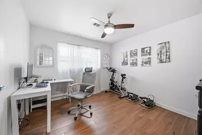 6131 Dumfries Drive, Houston, TX 77096 - Photo 19