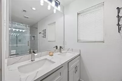 6131 Dumfries Drive, Houston, TX 77096 - Photo 25