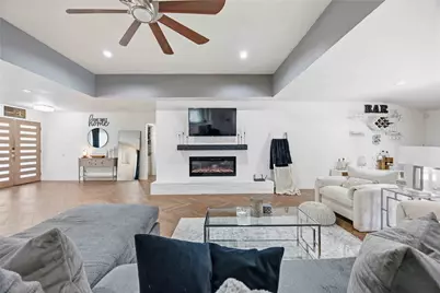 6131 Dumfries Drive, Houston, TX 77096 - Photo 9