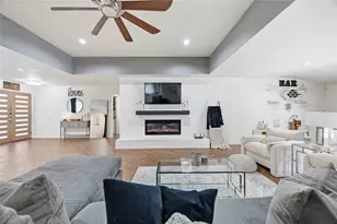 6131 Dumfries Dr, Houston, TX 77096 - Photo 9