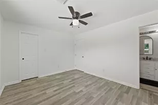 9738 Bayou Woods Dr, Baytown, TX 77521 - Photo 17