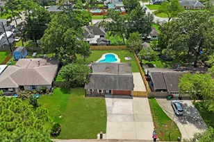 9738 Bayou Woods Dr, Baytown, TX 77521 - Photo 27