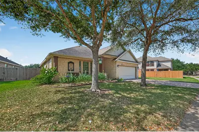 2019 Preston Park, Rosenberg, TX 77471 - Photo 7
